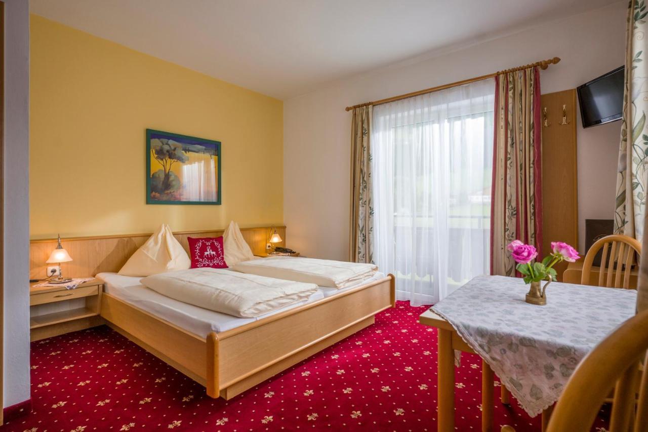 Hotel Alpenhof 베스텐도르프 외부 사진