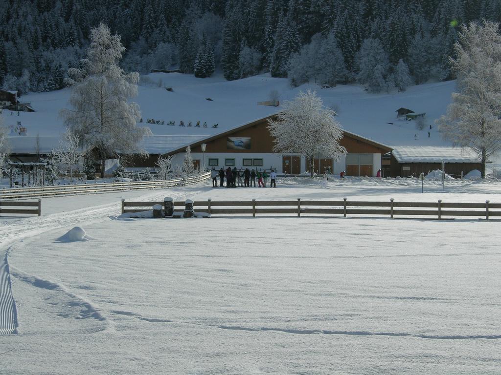 Hotel Alpenhof 베스텐도르프 외부 사진