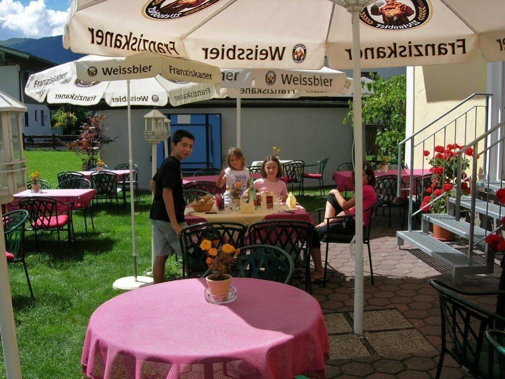 Hotel Alpenhof 베스텐도르프 외부 사진